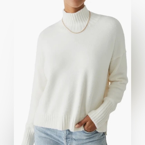 Free People Women's Mock‎ Neck Long Sleeve Super Soft Sweater Size XS Ivory - Picture 1 of 4